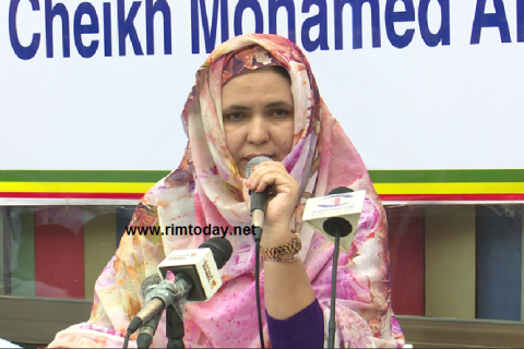 رئيسة مبادرة "من أجل الوطن" الادارية زينب بنت أحمدناه