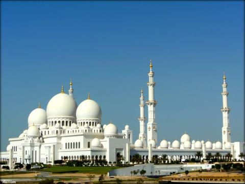 مسجد الشيخ زايد الكبير في أبو ظبي